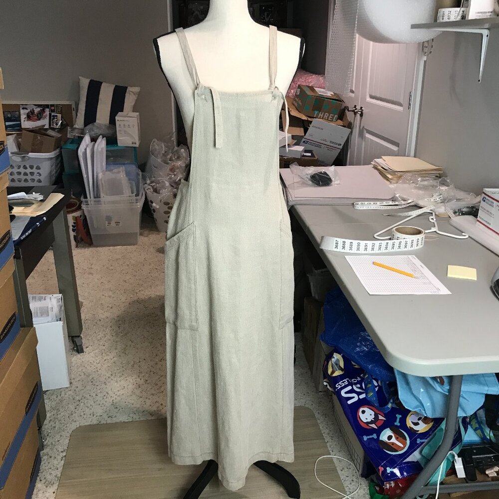 Stylish Beige Midi Skirt with Pockets
